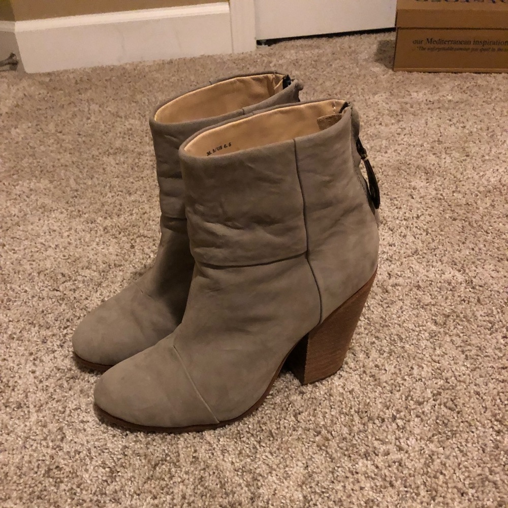 Rag & bone suede boots 6.5 M.  Nude color.